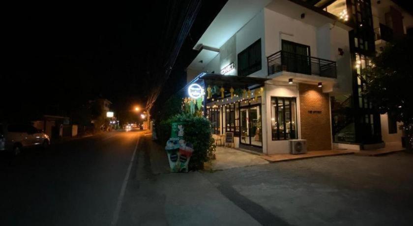 The Connect Chiang Mai Hotel Buitenkant foto